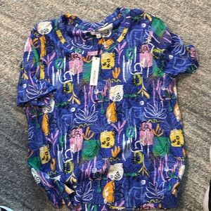 Short sleeve chicos size 4= 18/20 multi color